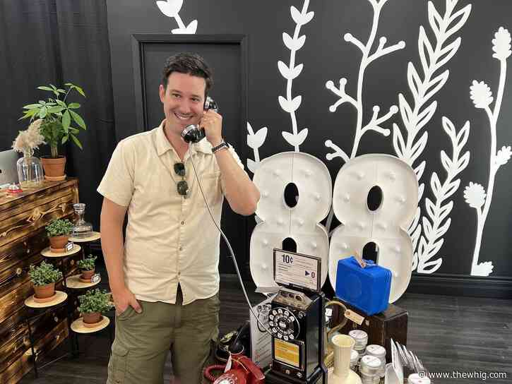 From rotary phones to retro radios: Kingston entrepreneur gives old technology a second life