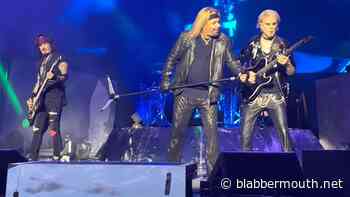 Watch: MÖTLEY CRÜE Performs At FIFA Fan Festival In Vancouver