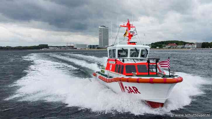 Redders halen zieke 75-jarige passagier van lichtschip