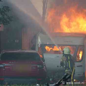 Rustige zondagavond abrupt verstoord door grote brand in Hasselt