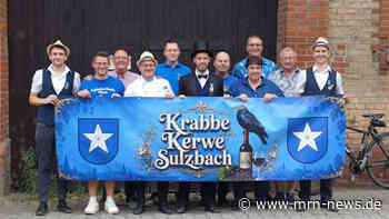 Weinheim-Sulzbach – Kerwe-Reigen beginnt in Sulzbach Vom 24. bis 27. Juli auf dem Festplatz – Kerweumzug mit Rekordbeteiligung – Dominik Mades wieder „Kerwepfarrer“