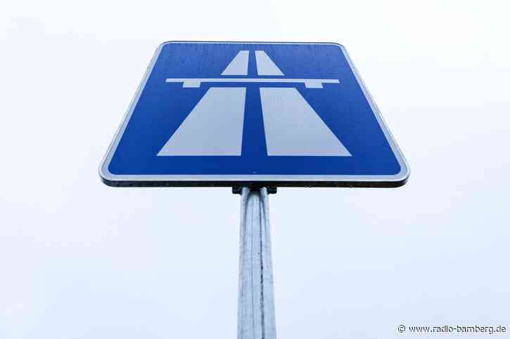 A96 nach Lastwagenunfall gesperrt
