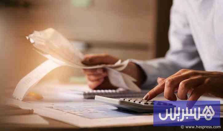 "فواتير مشبوهة" تضع نظام المقاول الذاتي تحت &