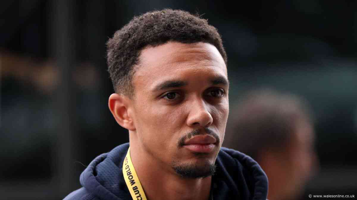 Trent Alexander-Arnold sends message in new video amid England's right-back crisis