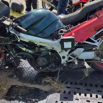 Te hard rijdende motorrijder zonder rijbewijs gewond bij ongeval Weerselo