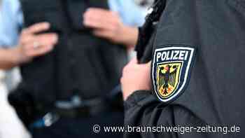 Dealer bietet Polizisten in Uniform am Bahnhof Hannover Kokain an