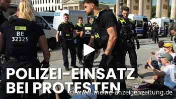 Protestler wollen sich vor Rheinmetall-Büro festkleben – Polizei schreitet ein