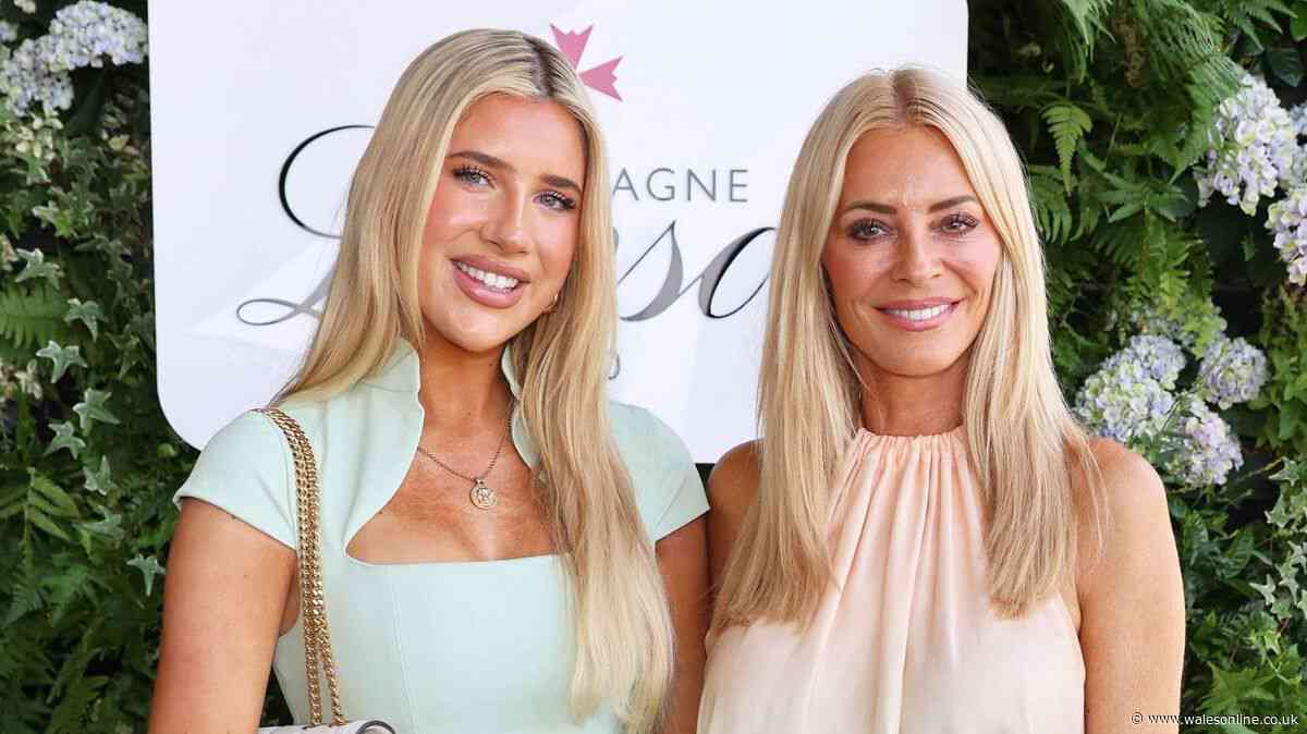 Tess Daly and daughter Phoebe Kay 'like sisters' in matching outfits at Wimbledon