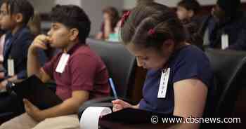 Judge turns her courtroom into classroom to inspire a new generation