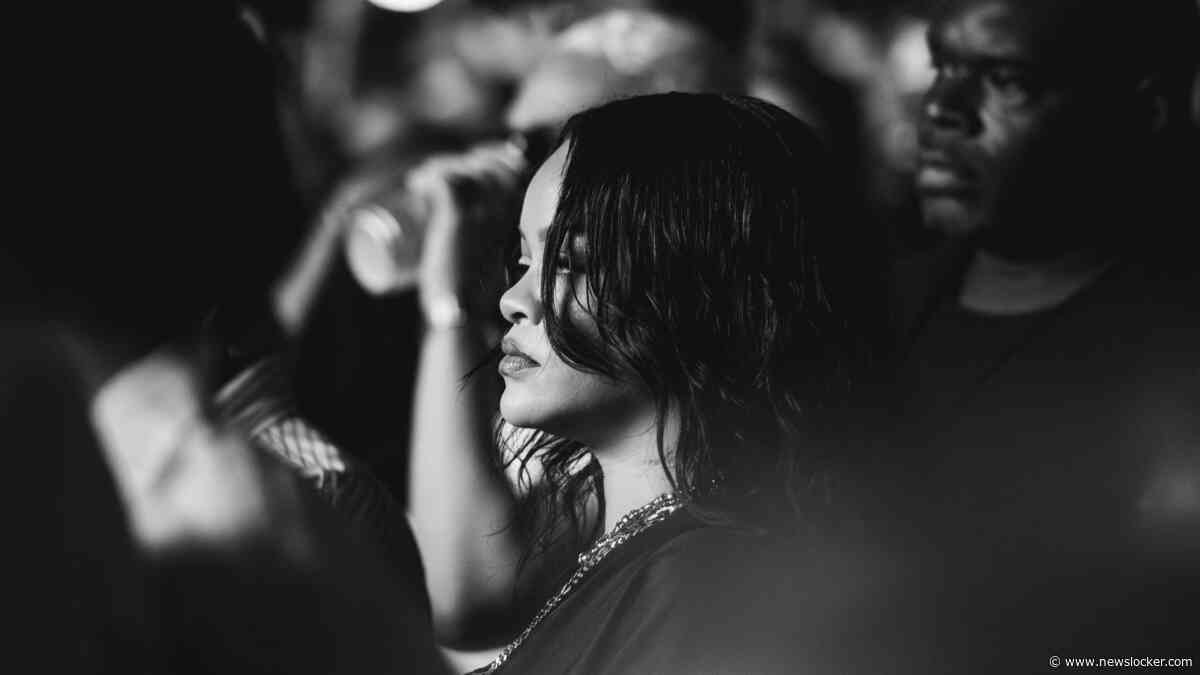 Rihanna tijdens eerste live-optreden in drie jaar: ’Jullie weten dat ik een beetje roestig ben, toch?’