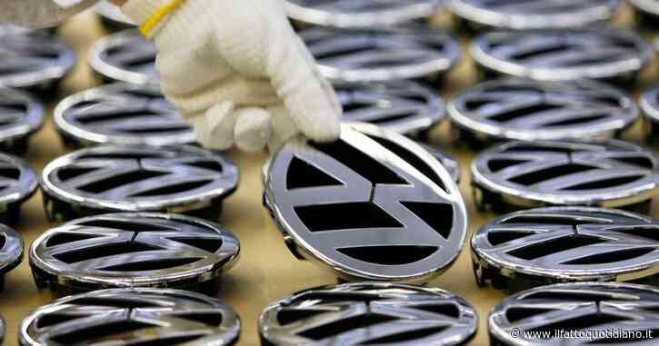 Volkswagen, il Ceo: “Tagliare altri 50 mila posti per essere competitivi”. Veto di sindacati e azionista pubblico