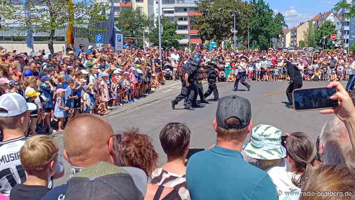 15.000 Besucher erleben Tag der offenen Tür bei der Bamberger Polizei