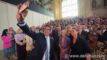 Zero speeches, zero questions... but one 'selfie': Andy Burnham maintains Commons silence three weeks after he returned to Westminster as Makerfield MP... despite being paid £5.6k