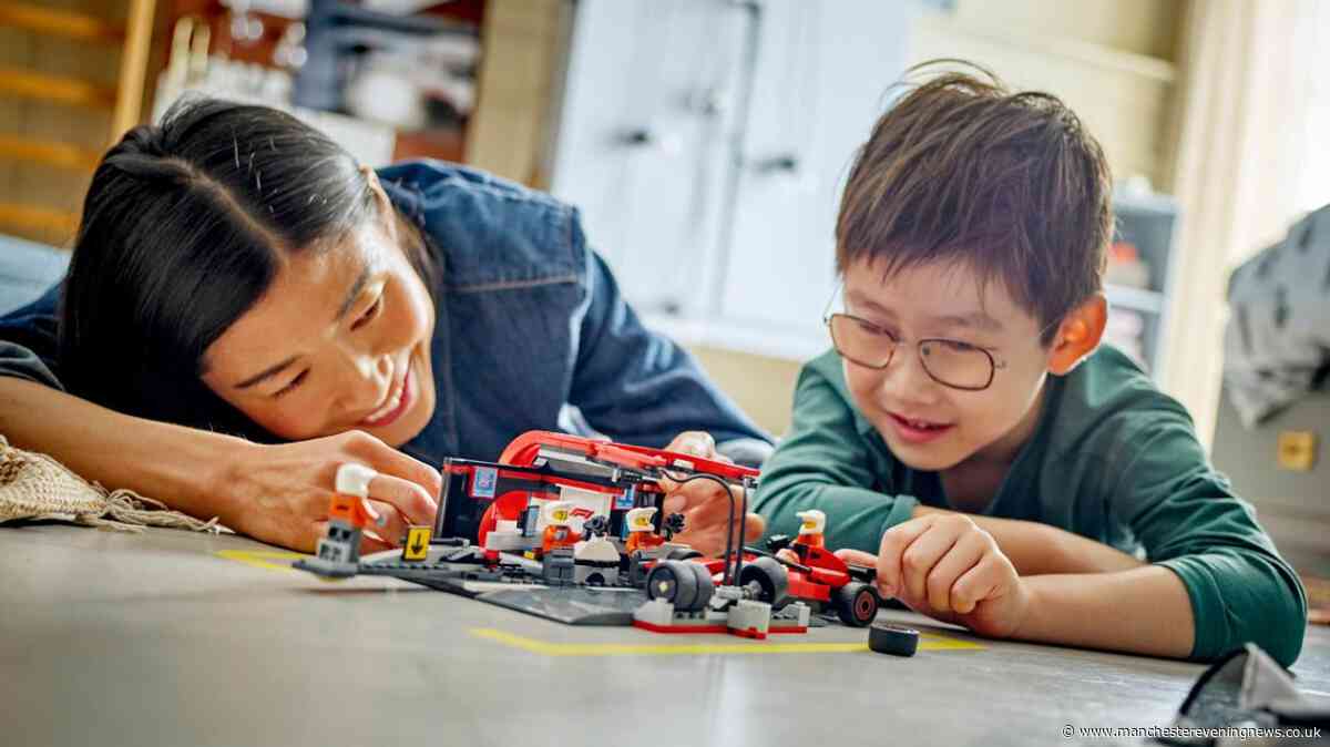 Formula 1 fans race to grab £25 LEGO Ferrari set for £3.22 in double deal stack