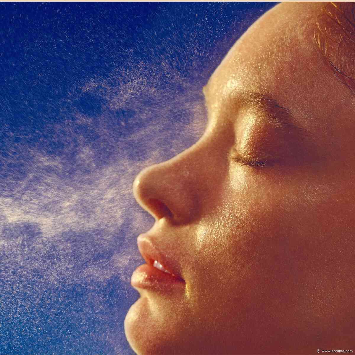 Experts Say This $10 Natural Ingredient Saves Summer Skin