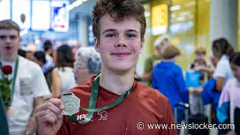 Oekraïense Egor (18) is pas drie jaar in Nederland, maar wint nu uniek goud op prestigieuze Natuurkunde Olympiade: ’Was heel stressvol’