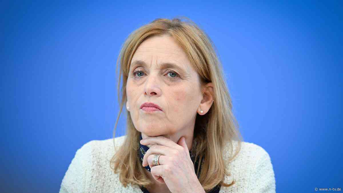 Auch Opposition dagegen: SPD macht Prien wegen Streichplan bei Unterhaltsvorschuss Dampf