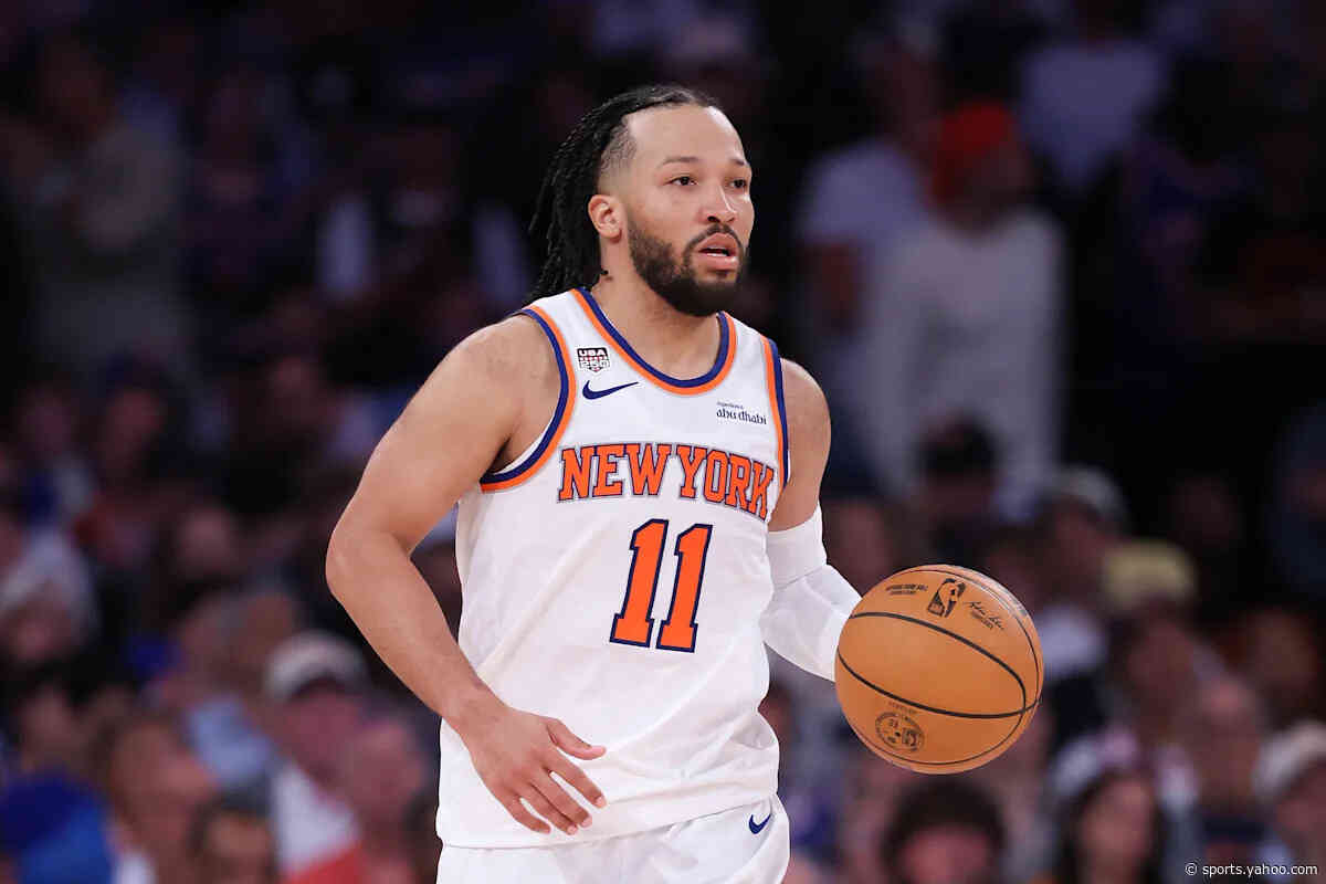 Knicks star Jalen Brunson accepts Roman Reigns' invitation to attend WWE's 'Saturday Night's Main Event'