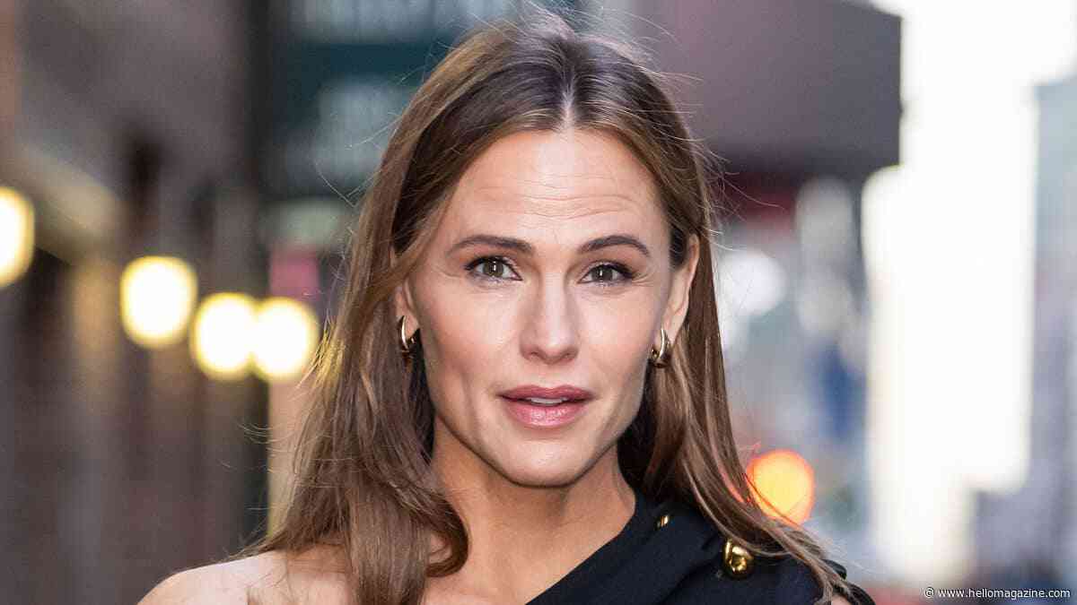 Jennifer Garner shares update on 3 kids as she reveals past struggles