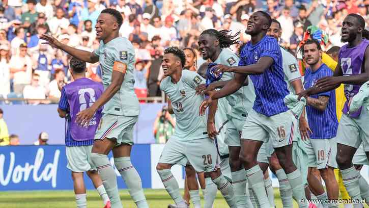 "Sin franceses": Canciller galo repudió dichos de Rajoy sobre selección de fútbol