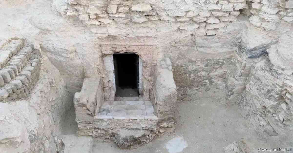 Egypte in rep en roer: Nederlandse archeologen ontdekken 3000 jaar oude tombe in Luxor