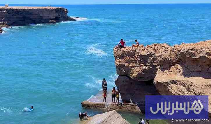 السباحة بين صخور "لمريسة"