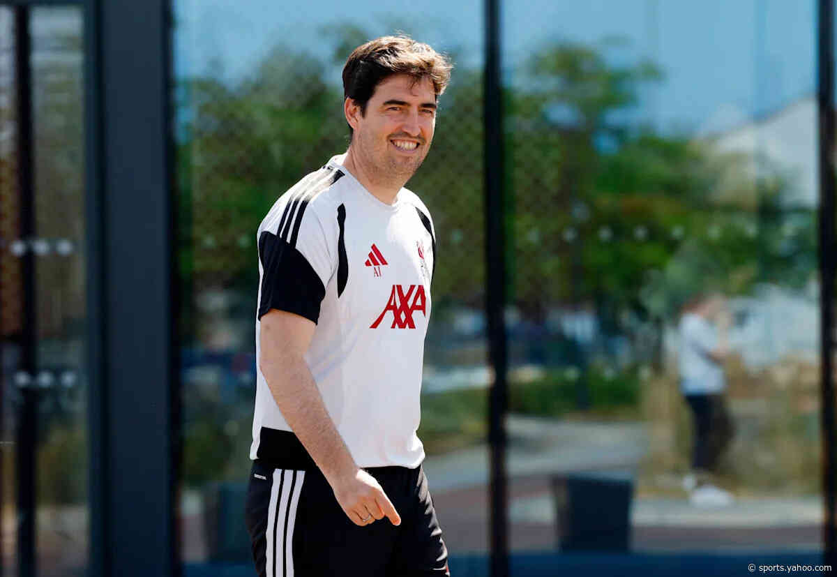Andoni Iraola opens up on the ‘big challenge’ facing him at Liverpool