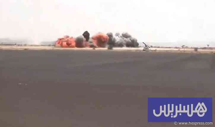قصف مطار صنعاء يشعل التصعيد.. والحوثيون يقصفون جنوب السعودية