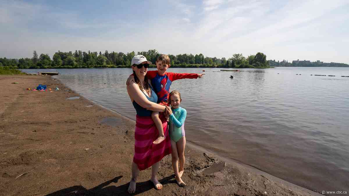 Hot enough for ya? Heat wave grips Thunder Bay