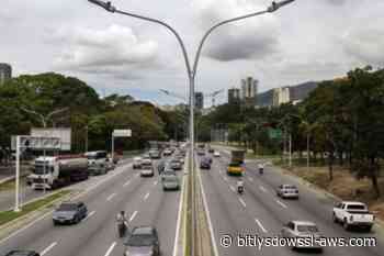 Denuncian modus operandi para robar en la autopista Gran Cacique Guaicaipuro
