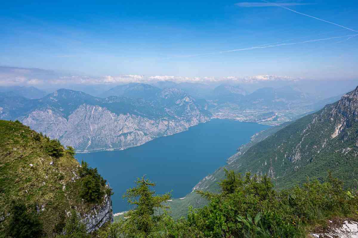 Deutscher stirbt bei Absturz mit Gleitschirm am Gardasee