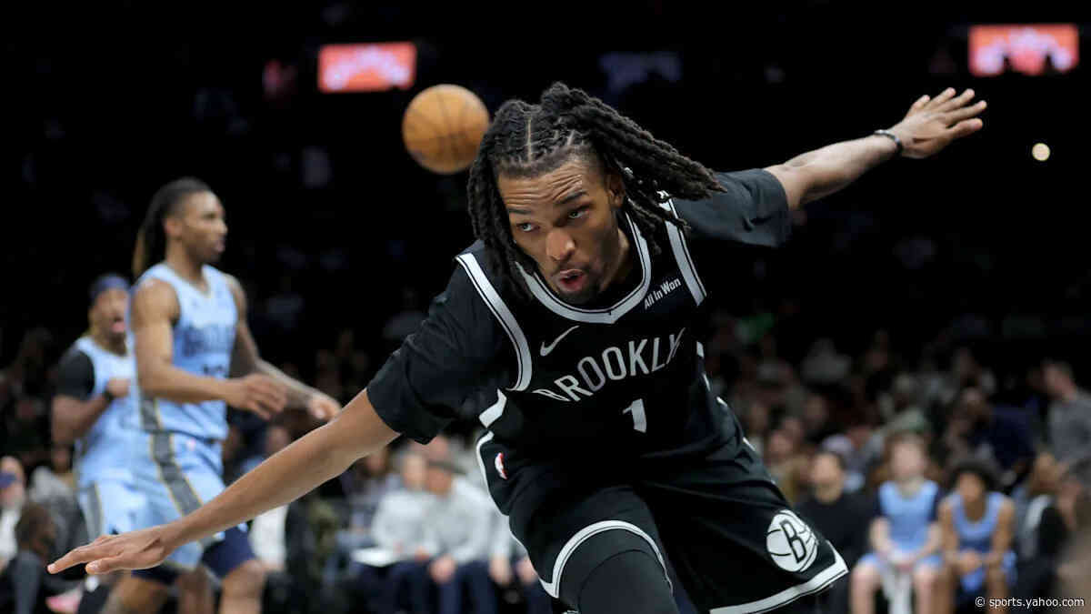 Lakers sign wing Ziaire Williams to one-year minimum contract