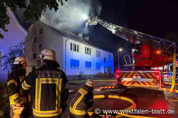 Blitzeinschlag löst Dachstuhlbrand in Bielefeld aus