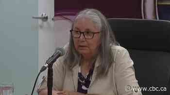 'Fending for ourselves' after Manitoba wildfire forces evacuation: O-Pipon-Na-Piwin leaders