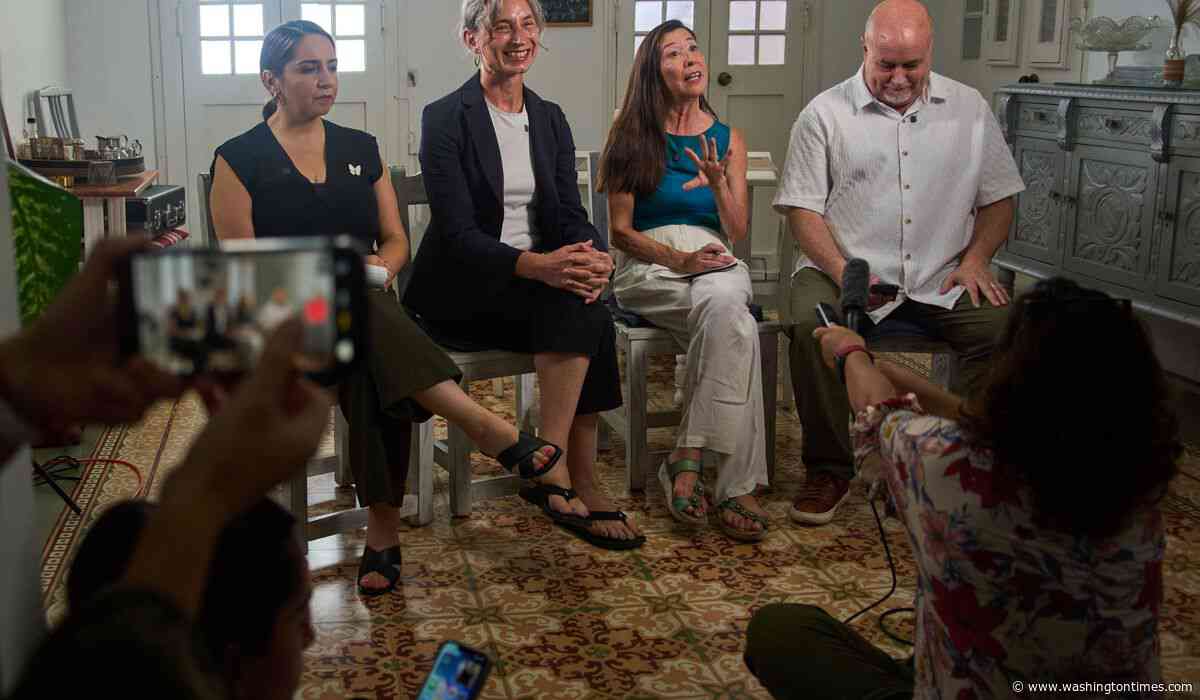 Democratic members of U.S. Congress visit Cuba and compare U.S. energy embargo to 'silent Gaza'
