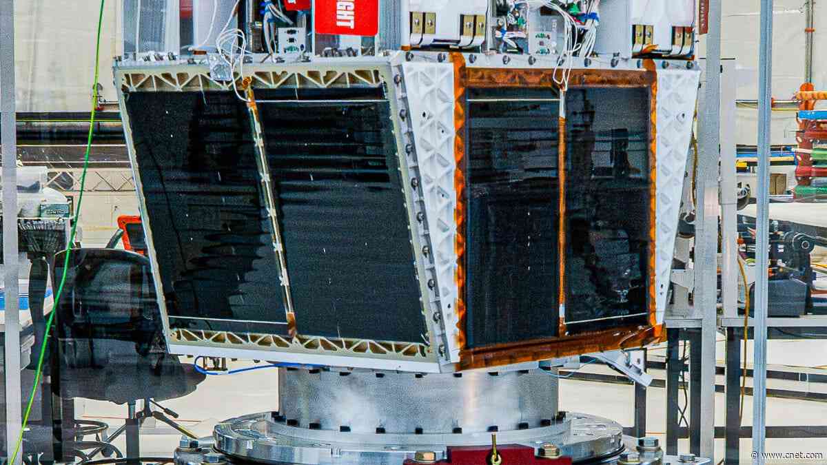 Space Mirror: The FCC Just Approved a Sun-Reflecting Satellite, and Astronomers Are Unimpressed