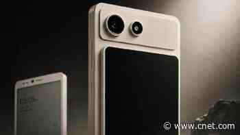 I'm a Big E Ink Fan, So This New Detachable-Screen Phone From Hisense Intrigues Me