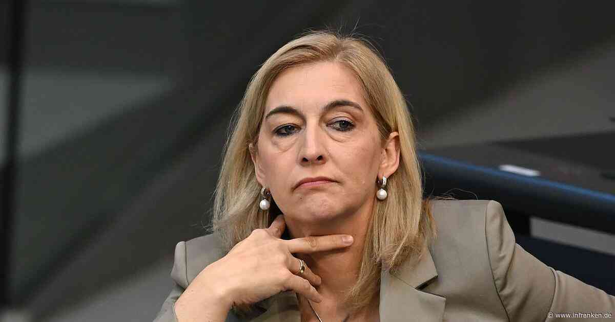 Pflege im Heim noch teurer - Was bringt die Reform?