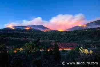 Crash of a helicopter helping to fight a Colorado wildfire leaves the pilot dead