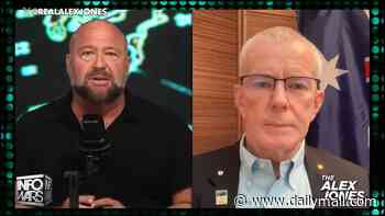 One Nation politician who sparked outrage over 'false flag' comment about Bondi attack praises US conspiracy theorist in resurfaced video