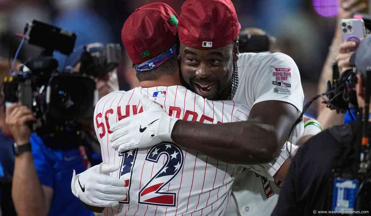 Walker spoils Philadelphia's Schwarber party, rallies to win Home Run Derby