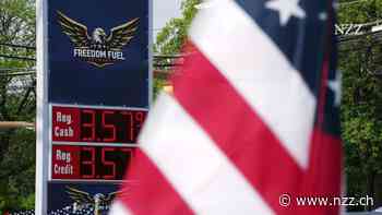 Das Rätsel um Freedom Fuel: Wer versorgt die Amerikaner plötzlich mit billigem Benzin?