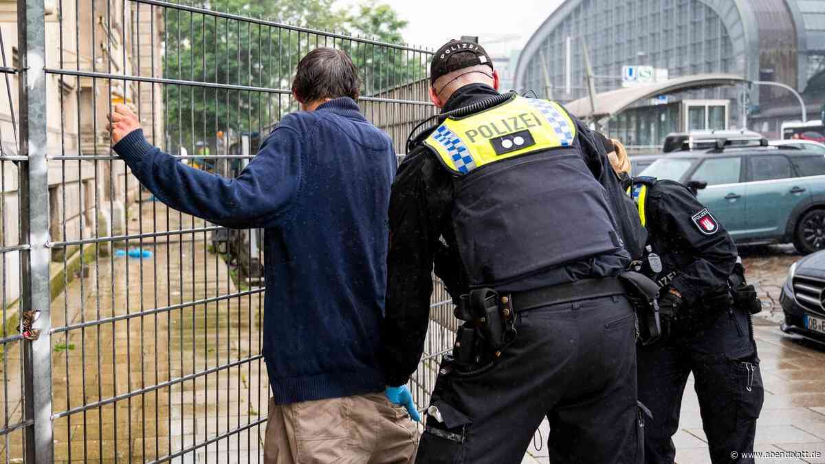 Polizei zählt deutlich weniger Gewalttaten in St. Georg und auf St. Pauli