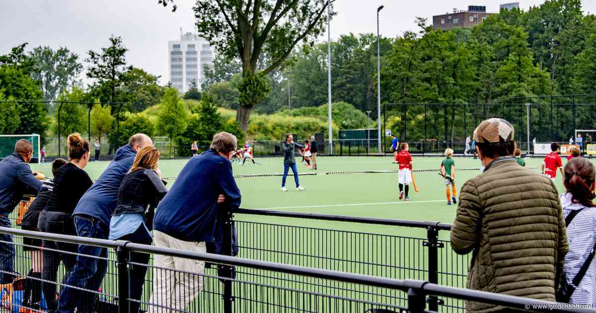 Teleurgestelde hockeyouders maken steeds meer heisa om ‘te lage’ teamindeling: ‘Waar zijn we nou mee bezig?’