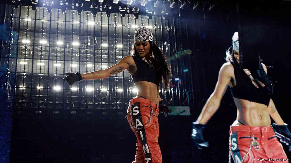 Teyana Taylor Thanks Jay-Z After Performing Together at ‘Iconic’ Yankee Stadium Finale