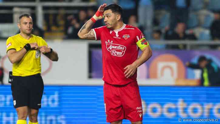 "Les fallé a todos": Lorenzo Reyes lamentó errar su penal en la eliminación de Ñublense