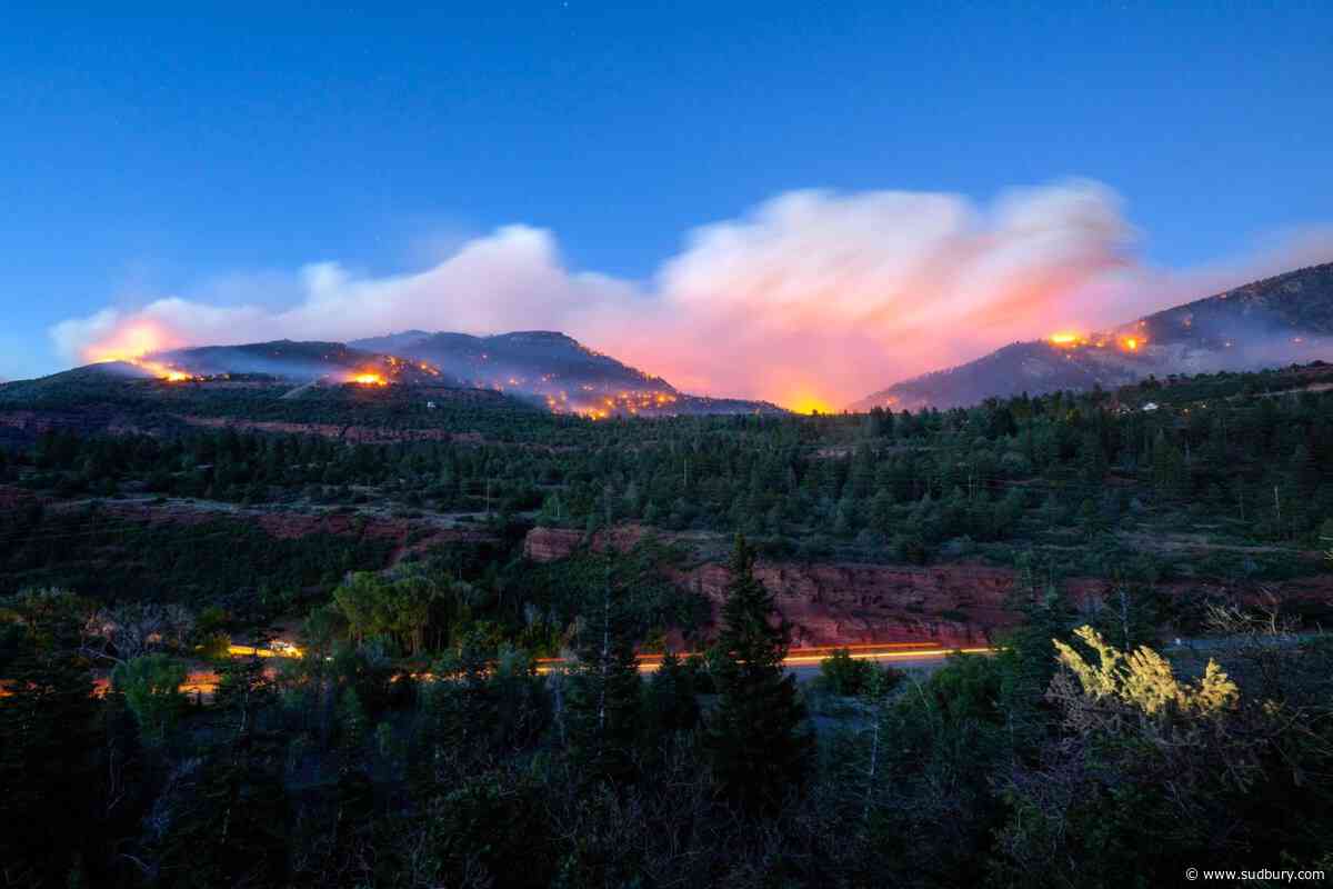 B.C. helicopter pilot helping to fight Colorado wildfire killed in weekend crash