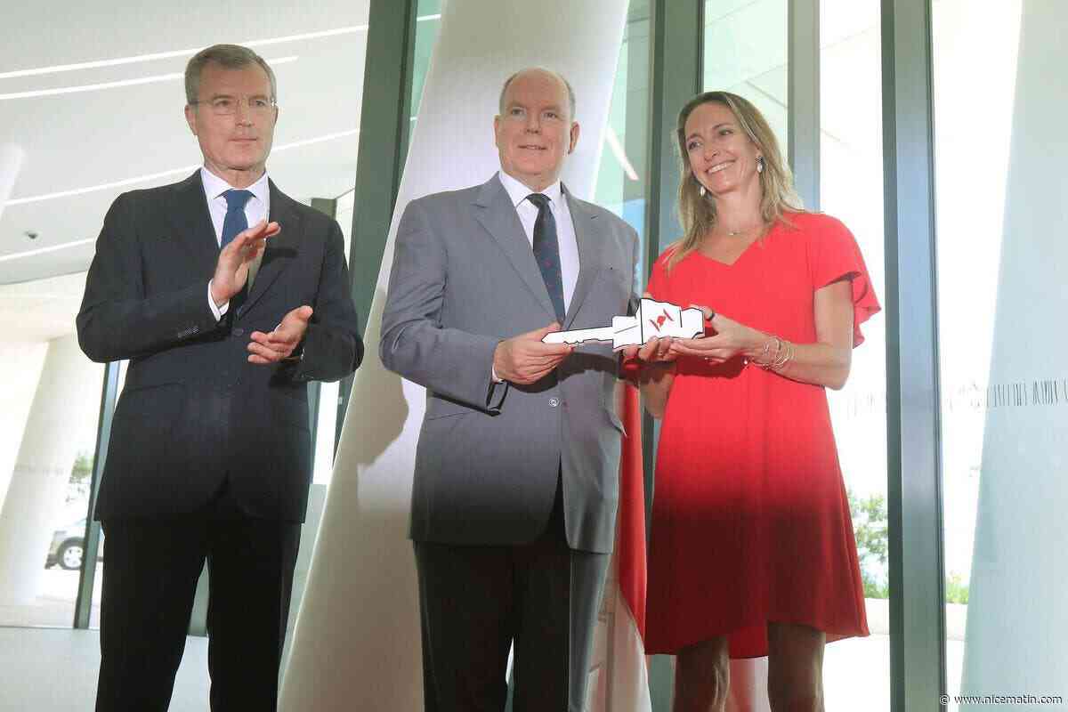 « Une prise en charge plus sûre, plus humaine et plus performante » : le prince Albert II remet les clés du nouveau CHPG au personnel soignant