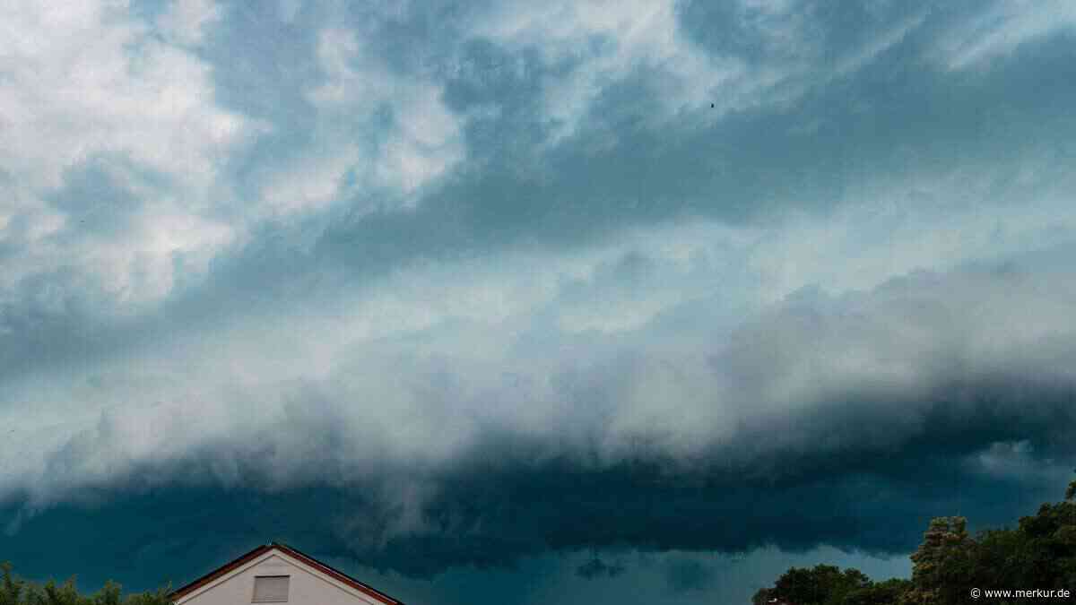 Starkregen, stürmische Böen und Hagel: Bayern drohen schwere Gewitter – Unwetterrisiko steigt