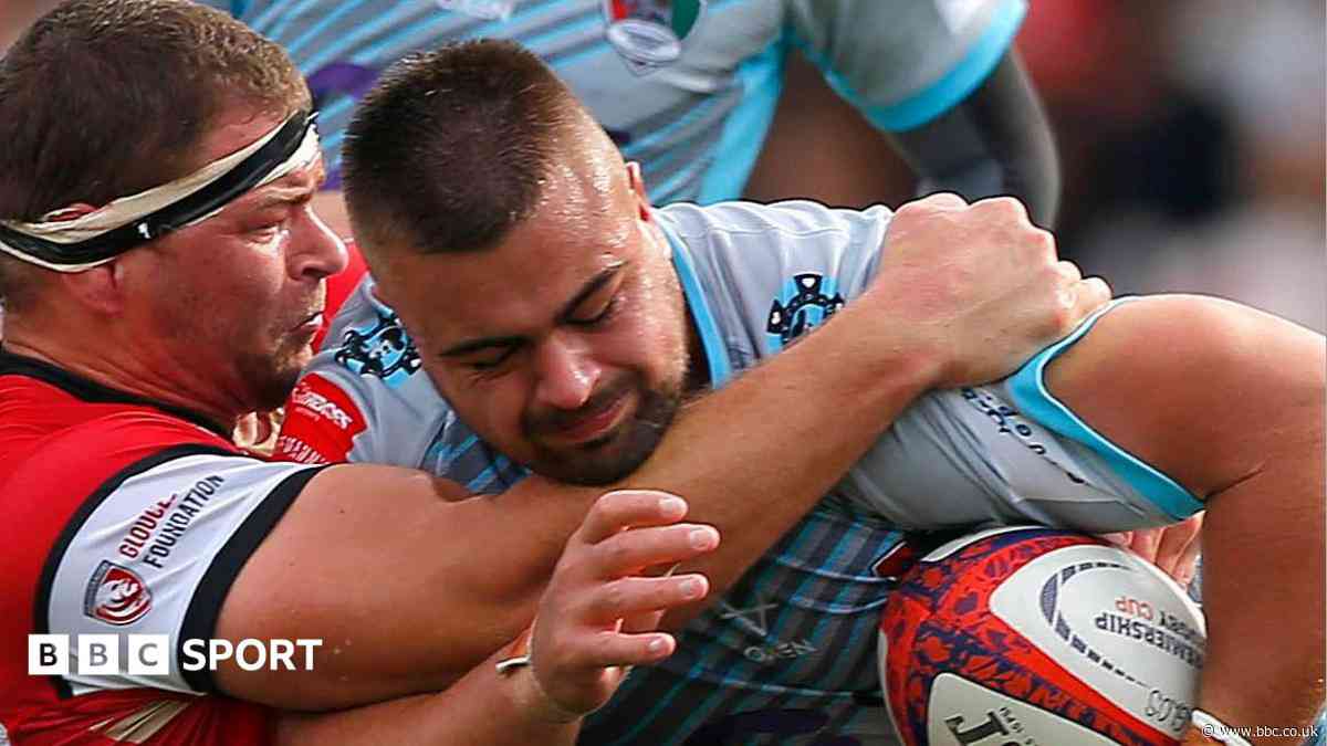 Gloucester sign Coventry prop Salt